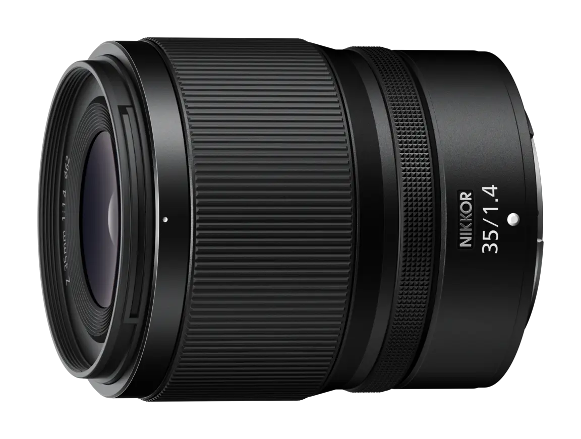 Objetiva de distância focal fixa de enquadramento completo NIKKOR